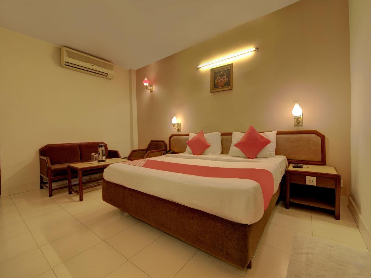 Oyo 1864 Hotel Yuvraj Ranchi Zewnętrze zdjęcie