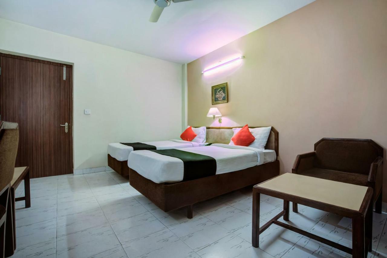 Oyo 1864 Hotel Yuvraj Ranchi Zewnętrze zdjęcie