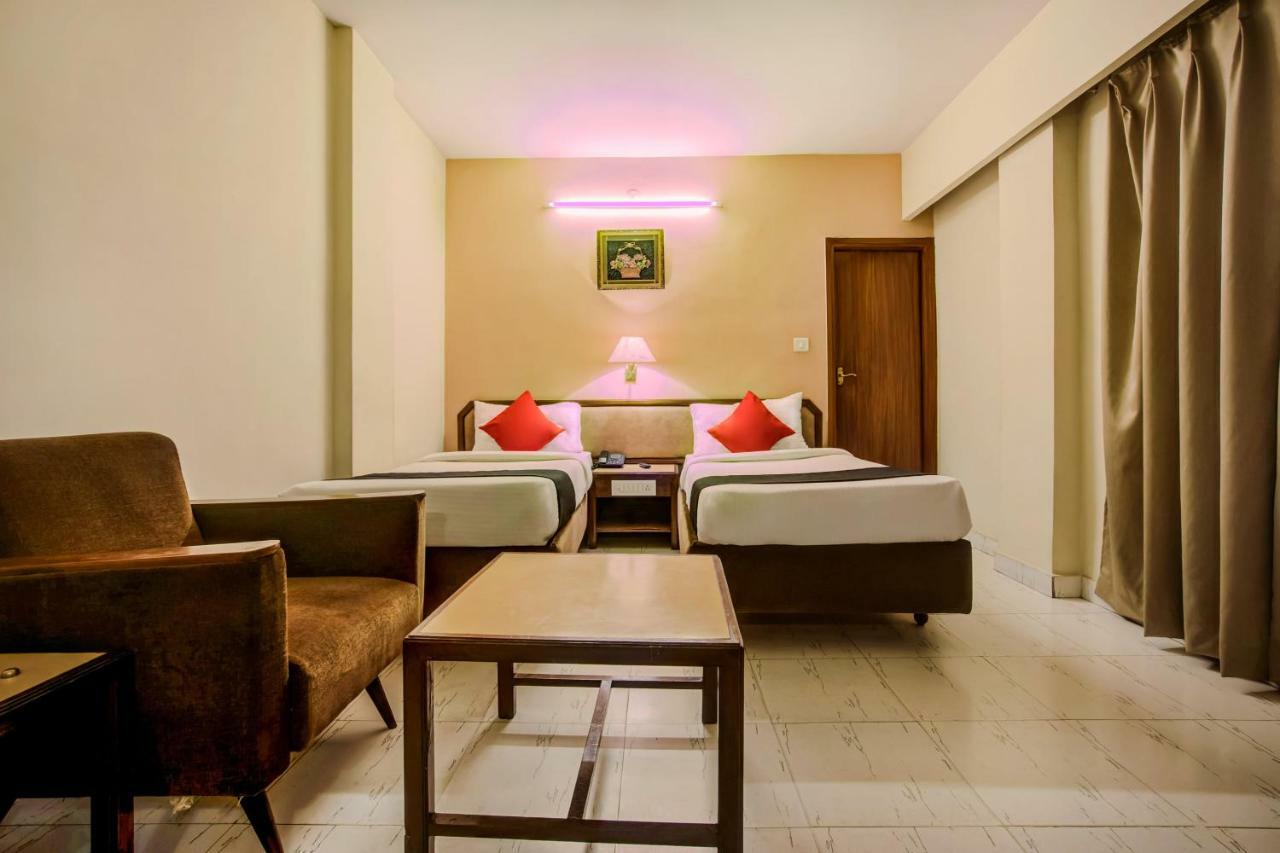 Oyo 1864 Hotel Yuvraj Ranchi Zewnętrze zdjęcie